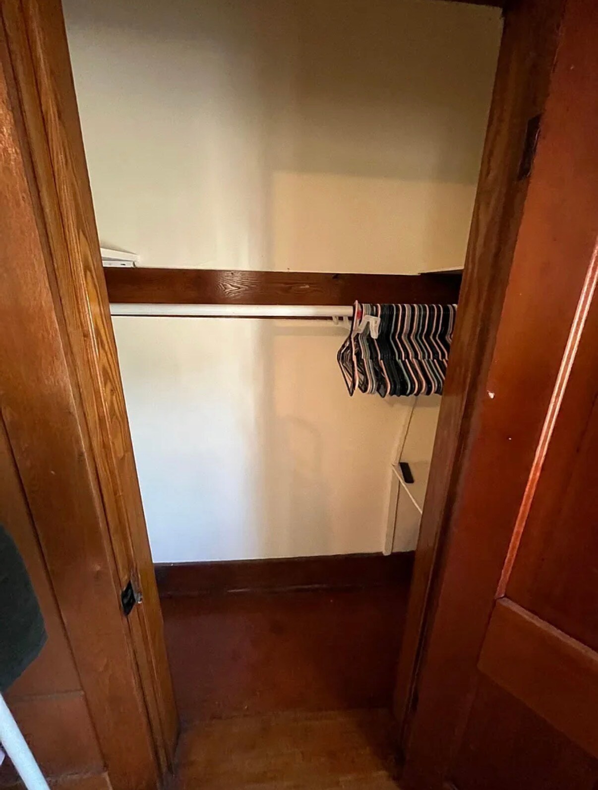 Building Photo - 722 Hutchins Ave