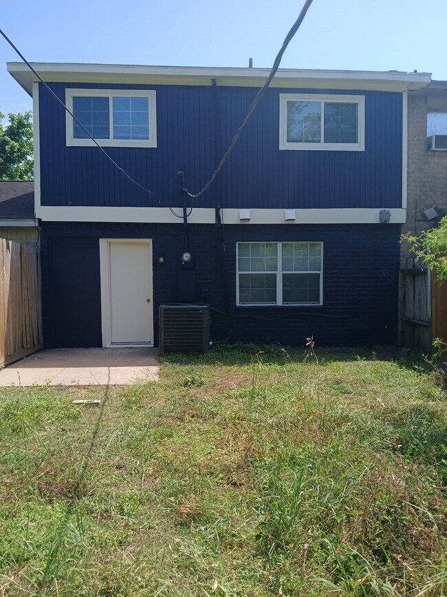 Building Photo - 5154 Markwood Ln