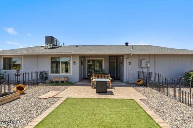 Building Photo - 13046 Wildwood Dr