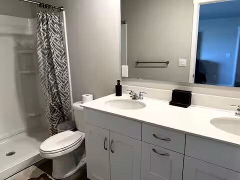 Building Photo - 4521 SE Ember Ln