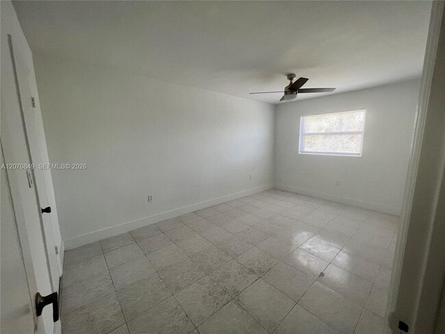 Building Photo - 4301 NW S Tamiami Canal Dr