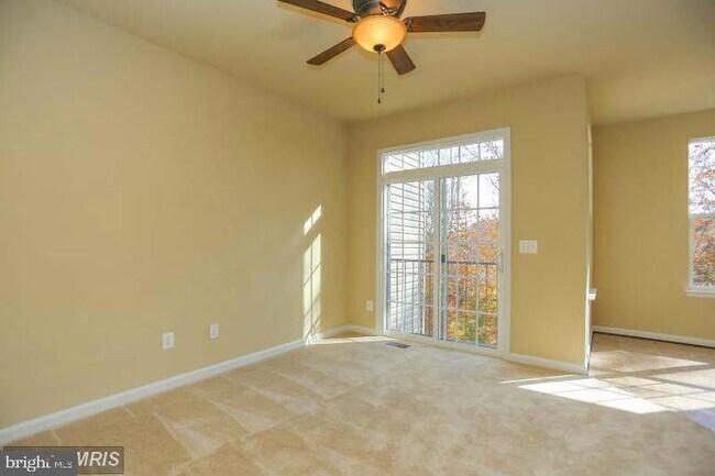 Building Photo - 262 Short Branch Rd