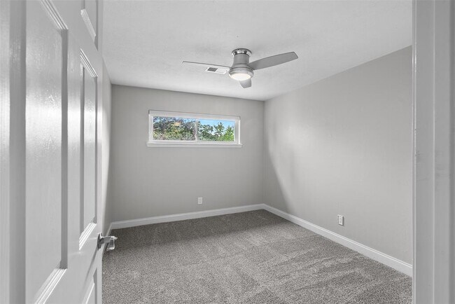 Building Photo - 1139 Lehman St
