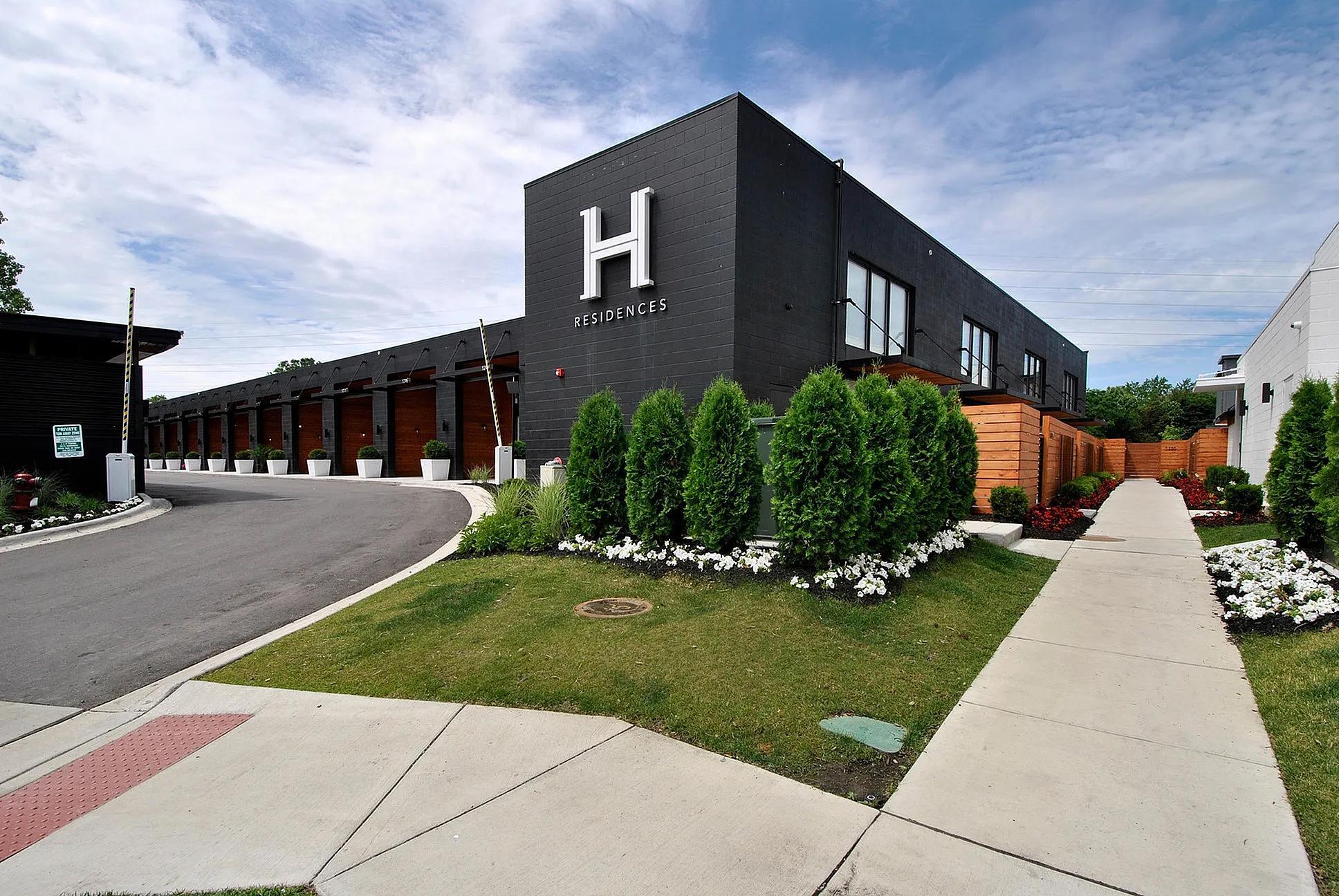 Building Photo - 1210 Morse Ave