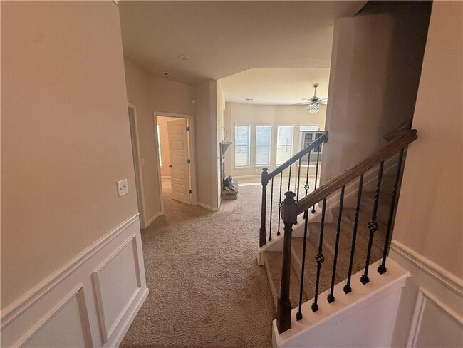 Building Photo - 1013 Autumn Dr