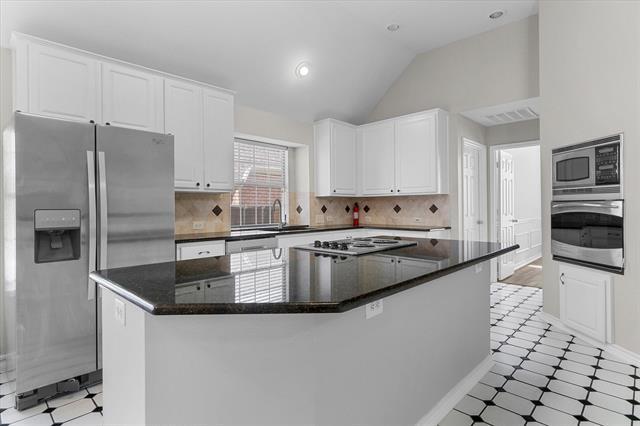 Building Photo - 1513 Endicott Dr