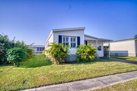 Building Photo - 2390 Coconut Palm Dr