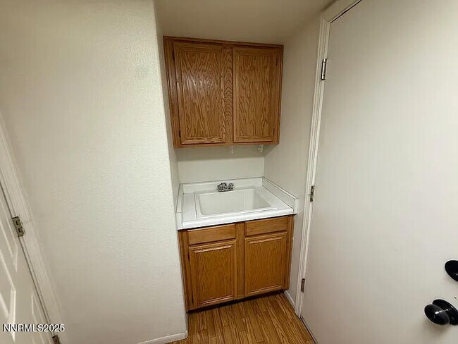 Building Photo - 965 Dolce Dr