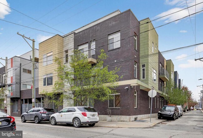 Building Photo - 1535 N Philip St