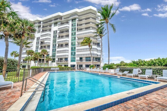 Building Photo - 2800 N Hwy A1A