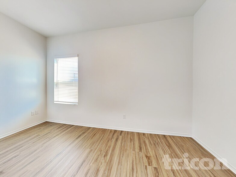 Building Photo - 108 Mica Trl