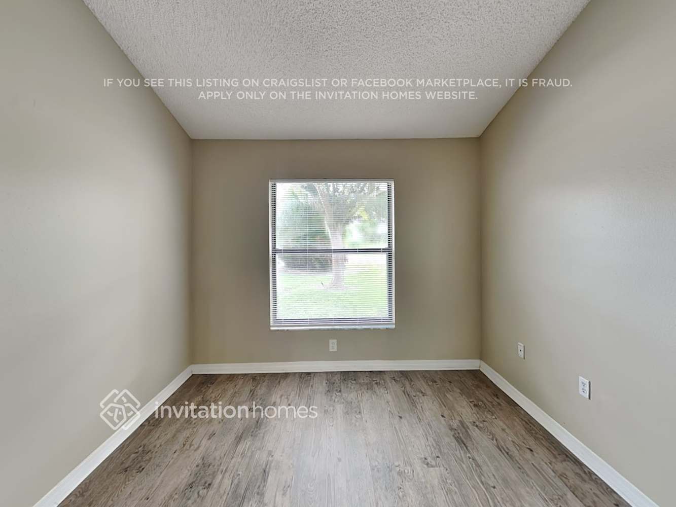 Building Photo - 706 49th St E