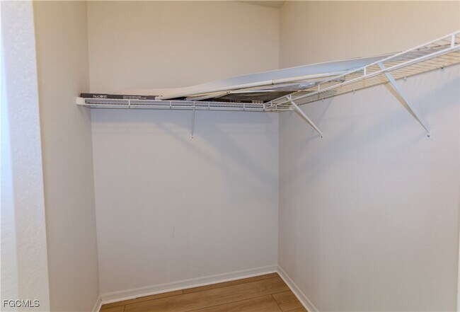 Building Photo - 4213 Liron Ave