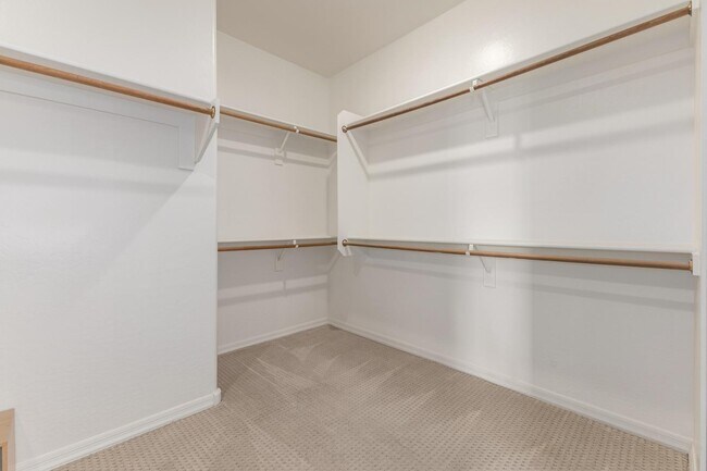 Building Photo - 7690 E San Fernando Dr