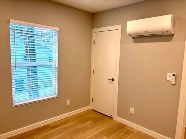 Building Photo - 1208 Willow St