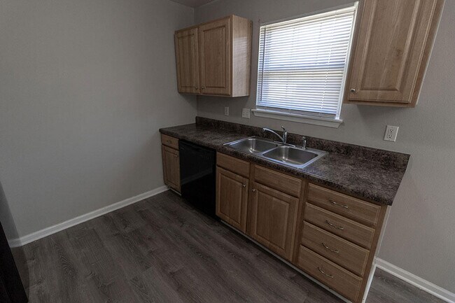 Building Photo - 4014 Arctic Fox Dr