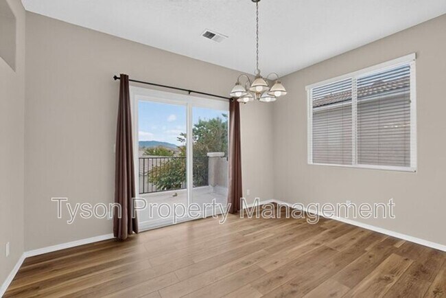 Building Photo - 10912 Dream Weaver Dr NW