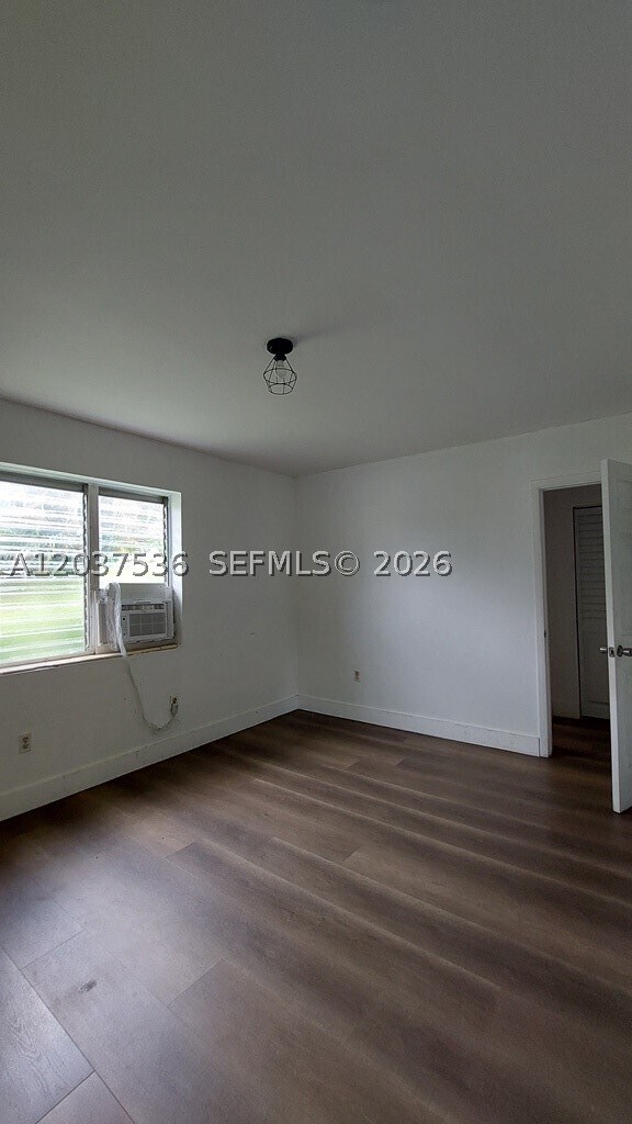 Building Photo - 6151 SW 35th St