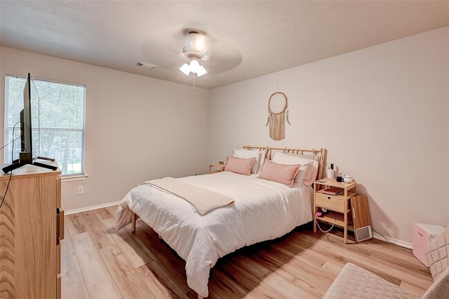 Building Photo - 191 N Vesper Bend Cir