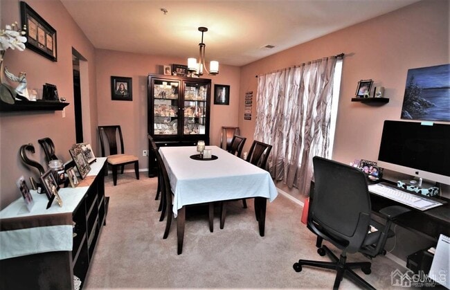 Building Photo - 1303 Blossom Cir