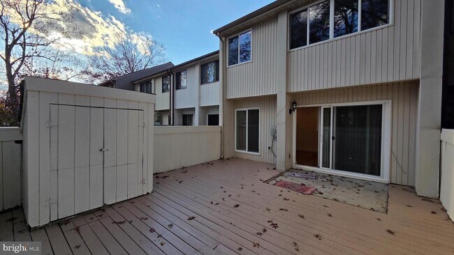 Building Photo - 15277 Lodge Terrace