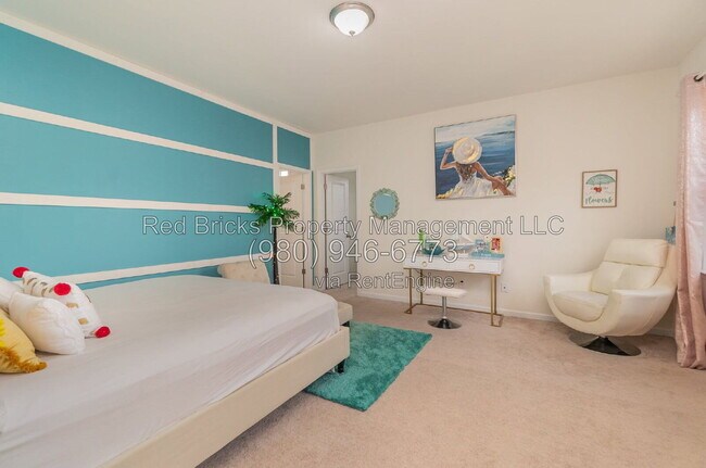 Building Photo - 12917 Hindcross Dr