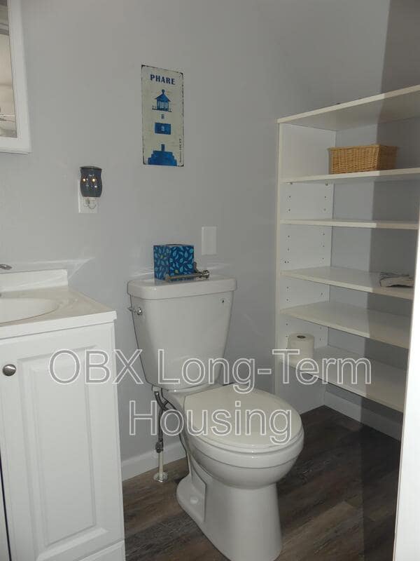 Building Photo - 111 Faris Dr