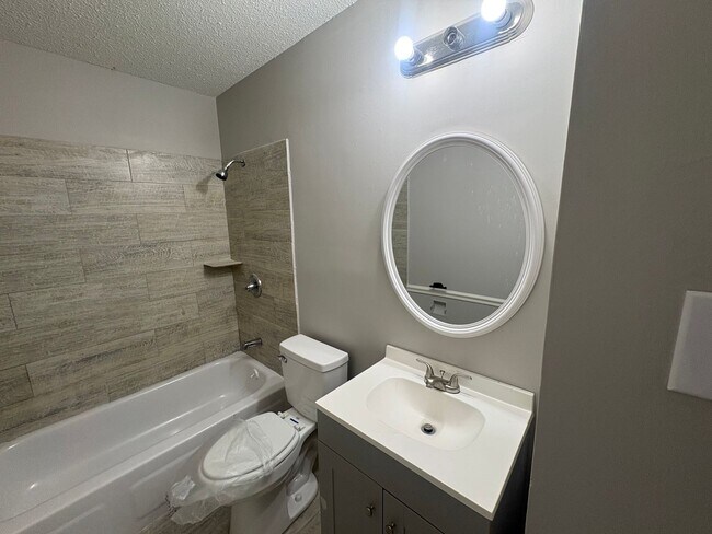Building Photo - 5087 Blacksmith Dr