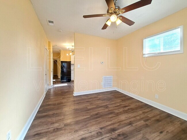 Building Photo - 2751 Alford Ave