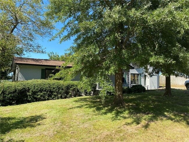 Building Photo - 2363 Alvin Joiner Rd