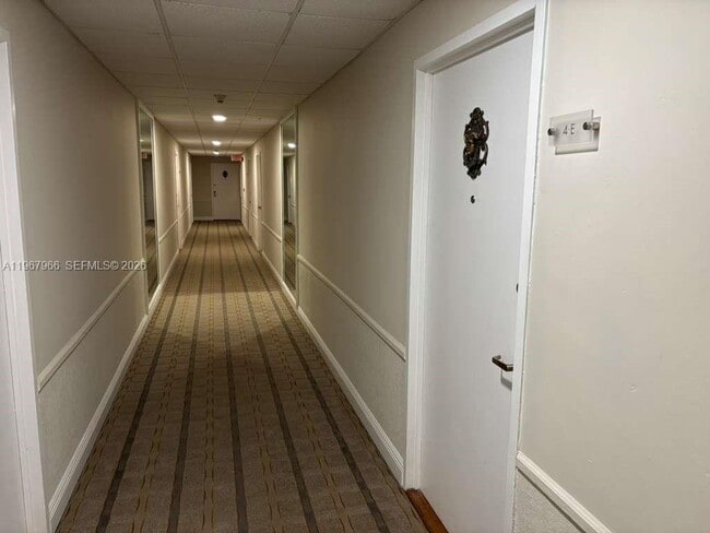 Building Photo - 150 SE 25th Rd