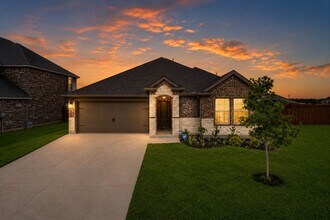Building Photo - 9808 High Banker Dr