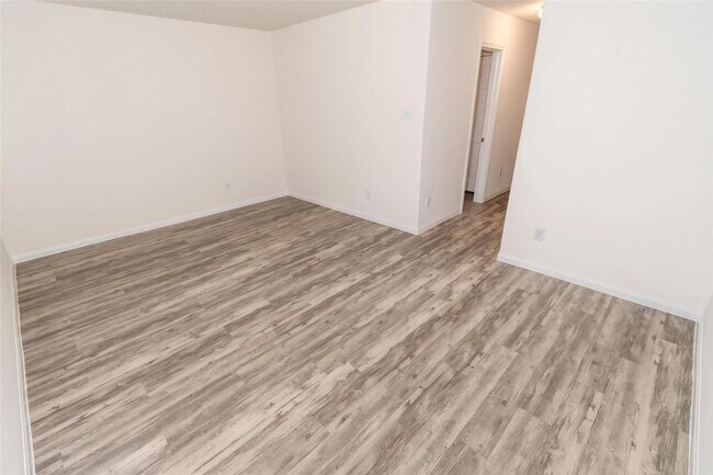 Building Photo - 3030 Junction Dr