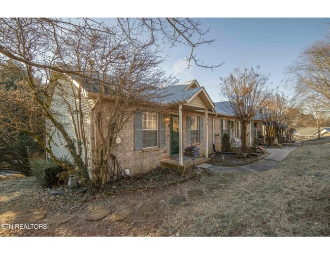 Building Photo - 813 Calypso Way