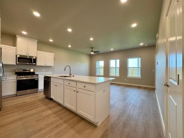 Building Photo - 1802 SW Casuarina Dr