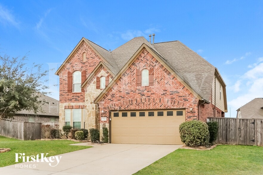 Building Photo - 9743 Stratton Ridge Dr