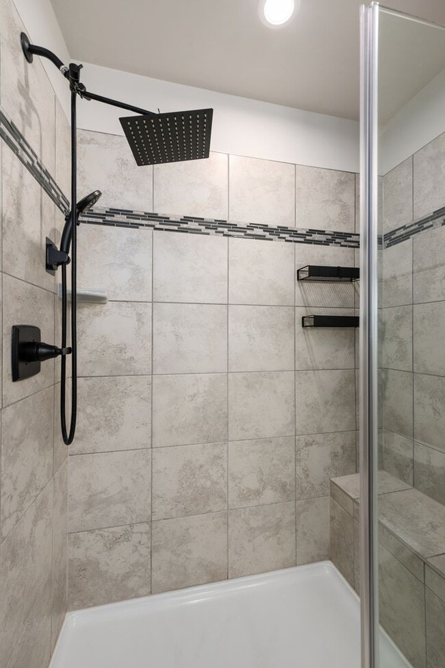 Building Photo - Family-Friendly Townhome for Rent in Baker Farm, Middletown, DE! Rent $2,995.00/month