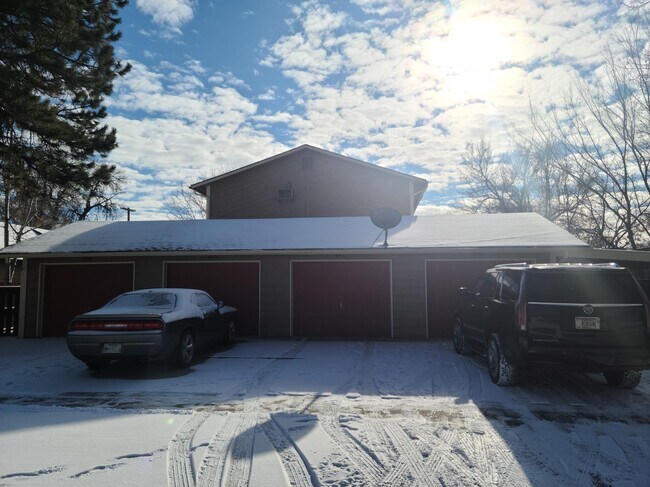 Building Photo - 840 Terry Ave