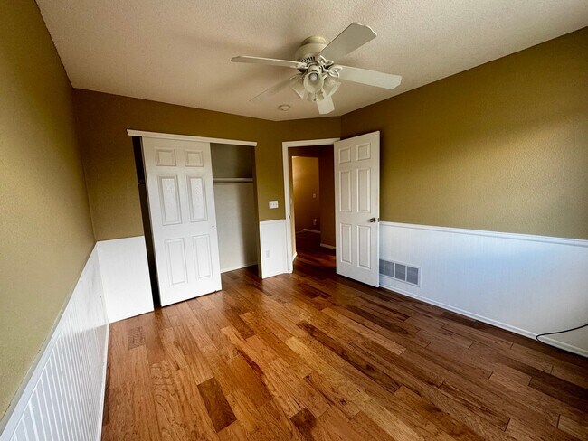 Building Photo - 3 Bedroom Home with Basement in Stetson Hills
