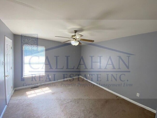 Building Photo - Sherwood 2 Bedroom Townhome