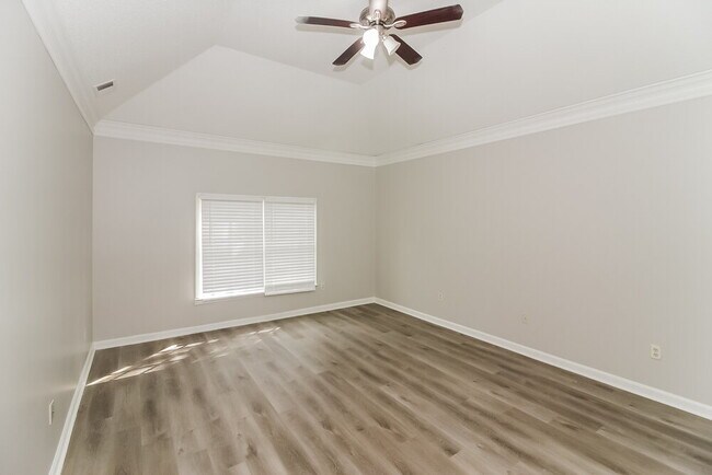 Building Photo - 269 Locust Grove Dr