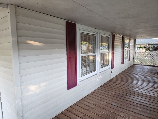 Building Photo - Nice 2 Bedroom