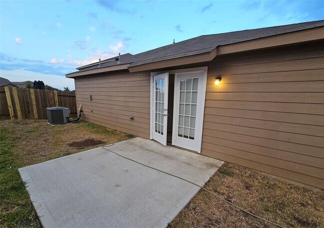 Building Photo - 340 Barrel Cactus Dr