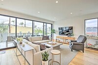 Building Photo - 1010 5th St