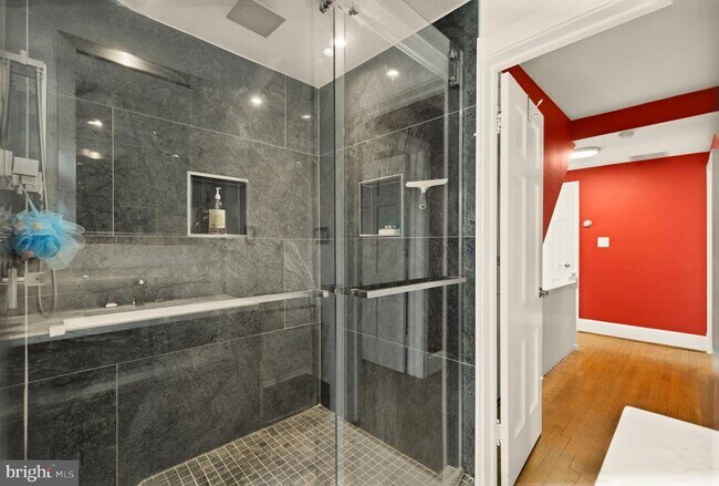 Building Photo - 7932 Orchid St NW