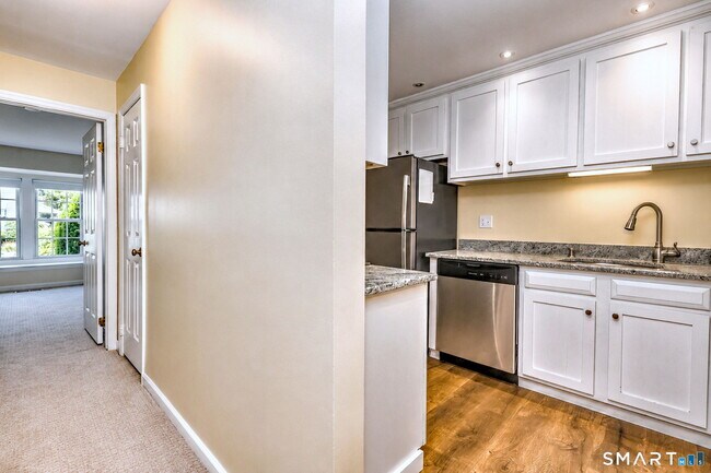 Building Photo - 106 Ferry Ct