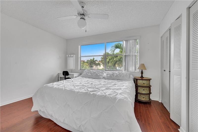 Building Photo - 2683 NE 15th St