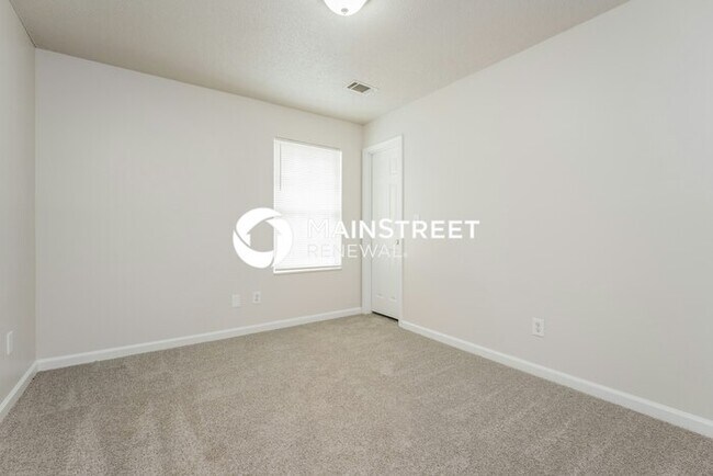 Building Photo - 3 Bedroom Pet-Friendly Home in Lithonia, GA with Main Street Renewal