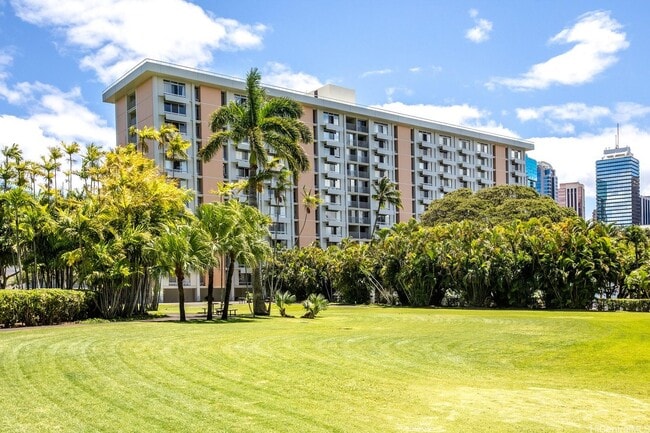 Prince Tower - 1511 Nuuanu Ave