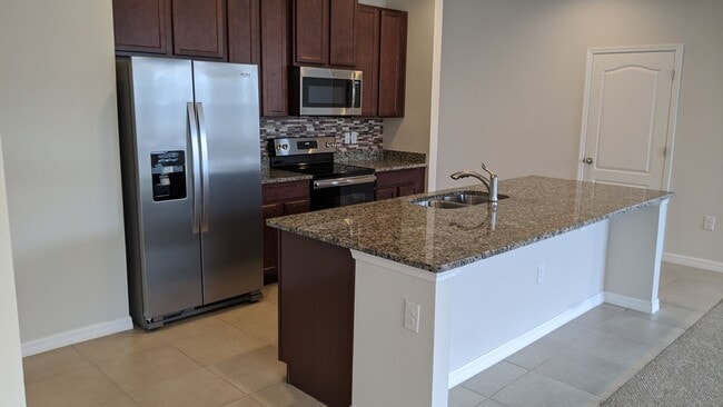 Building Photo - Stunning 2 Story 4-Bedroom Home In Serenoa Community – Clermont, FL